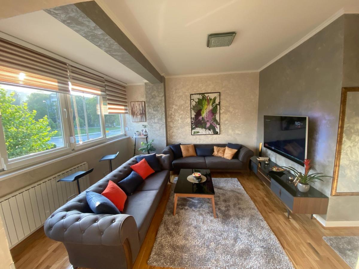 Apartman "Amy Delux" 泽尼察 外观 照片